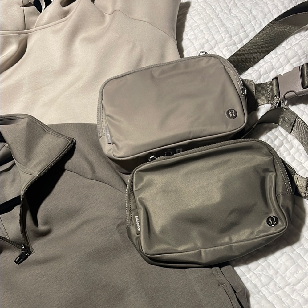 Like New - Lululemon Nomad Everywhere Belt Bag
